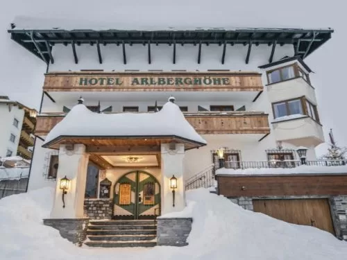 Chalet Arlberghöhe inclusief catering - 60-70 personen