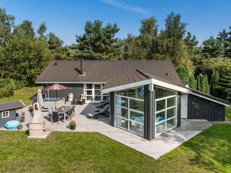 "Toa" - 600m from the sea in Lolland