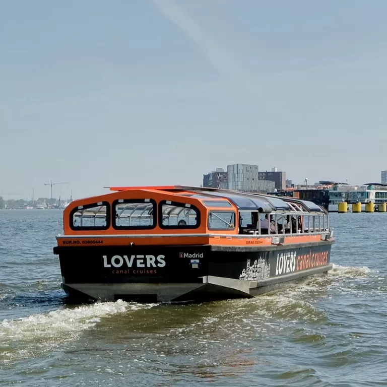 Semi-open Boat Cruise in Amsterdam