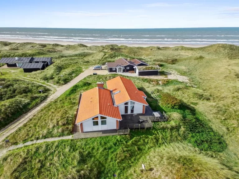 "Broder" - all inclusive - 150m from the sea in NW Jutland