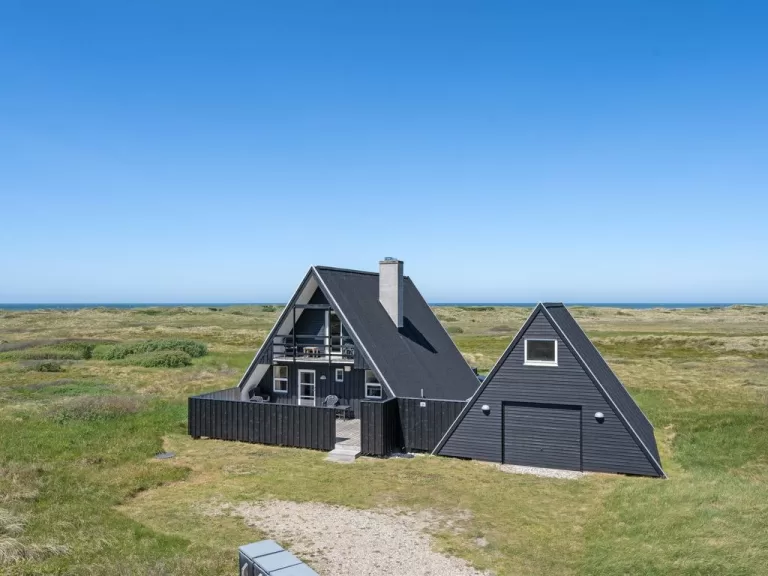 "Viona" - 350m from the sea in NW Jutland