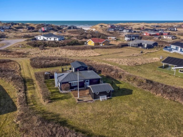 "Edvia" - all inclusive - 300m from the sea in NW Jutland