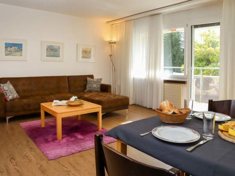 Allod Park Haus C 105 | Boeken bij Flickmyhouse