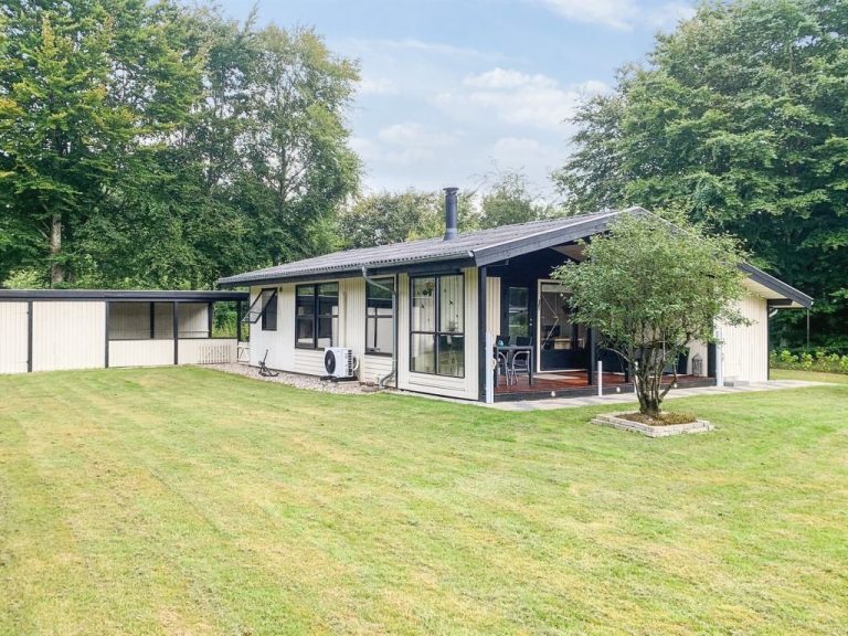 "Mijat" - 30km from the sea | Boeken bij Flickmyhouse