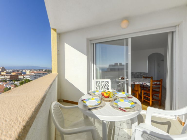 Ahinoa | Boeken bij Flickmyhouse