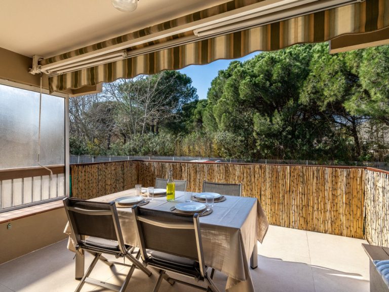 Parcs du Lavandou | Boeken bij Flickmyhouse