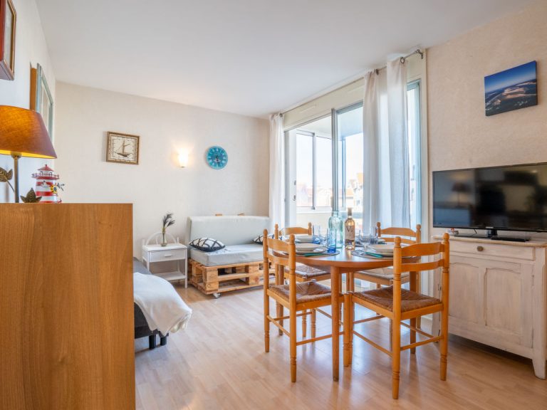 Port Arcachon | Boeken bij Flickmyhouse