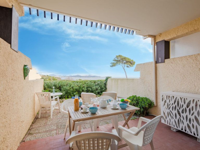 Les Louvans | Boeken bij Flickmyhouse