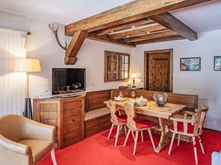 Chesa Murtel | Boeken bij Flickmyhouse