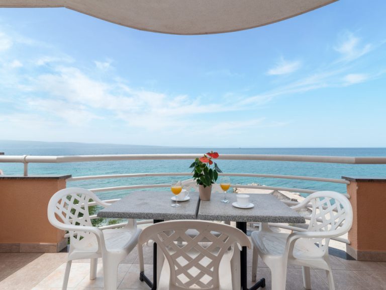 Studio 17 | Boeken bij Flickmyhouse