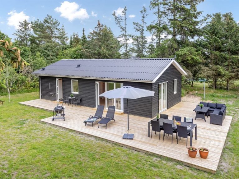 "Nandolf" - 650m from the sea | Boeken bij Flickmyhouse