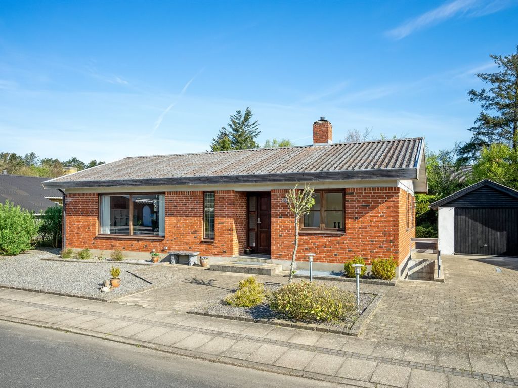 "Satu" - 2km from the sea | Boeken bij Flickmyhouse