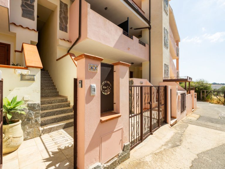 Rifugio a Tisiddu | Boeken bij Flickmyhouse