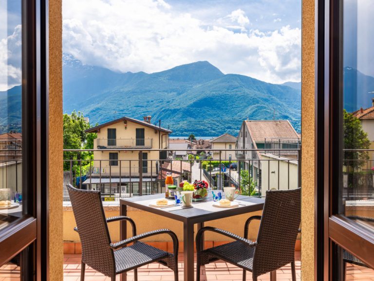 Re16 Regina | Boeken bij Flickmyhouse