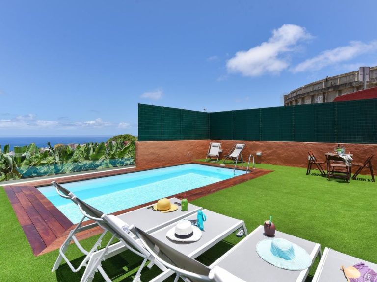 La Casa de Arriba Arucas | Boeken bij Flickmyhouse