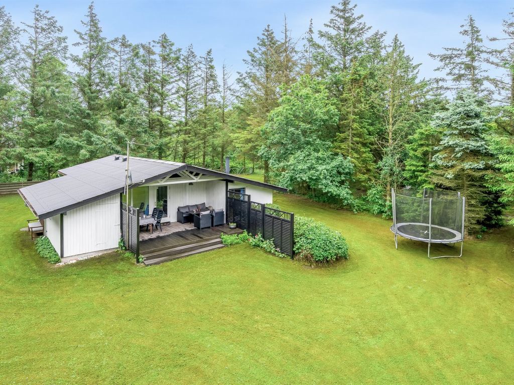 "Suri" - 200m to the inlet | Boeken bij Flickmyhouse