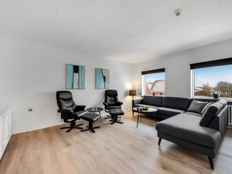 "Fransisca" - 5.5km from the sea | Boeken bij Flickmyhouse