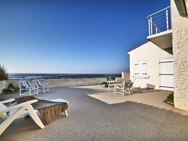 Villa Coti | Boeken bij Flickmyhouse