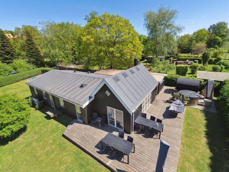 "Branko" - 200m from the sea | Boeken bij Flickmyhouse