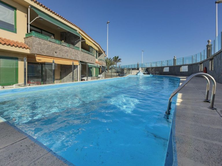 Aquarius 4 | Boeken bij Flickmyhouse