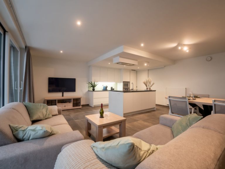 Beaufort 76 with two terraces | Boeken bij Flickmyhouse