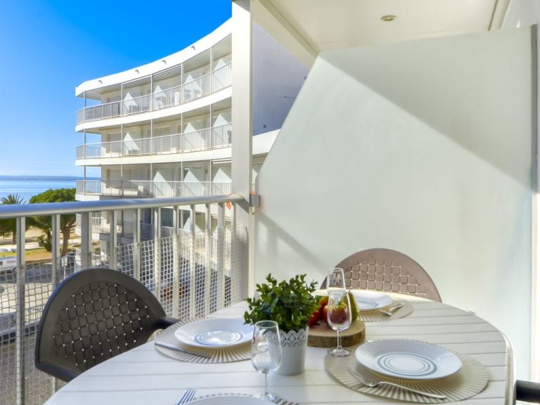 Las Palmeras | Boeken bij Flickmyhouse