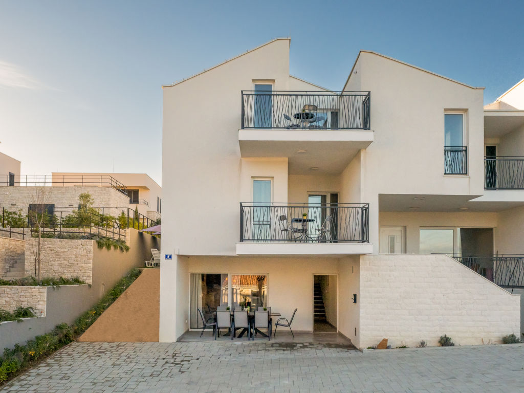 Tica | Boeken bij Flickmyhouse