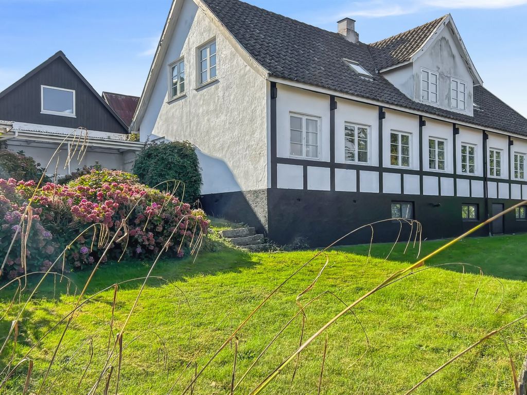 "Sjard" - 300m from the sea | Boeken bij Flickmyhouse