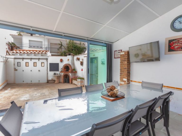 Isis | Boeken bij Flickmyhouse