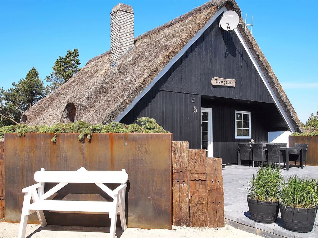 "Rasmina" - 1.2km from the sea | Boeken bij Flickmyhouse