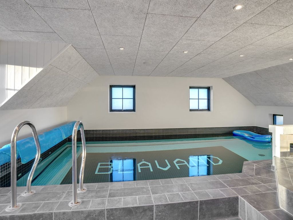 "Oskari" - 1.3km from the sea | Boeken bij Flickmyhouse