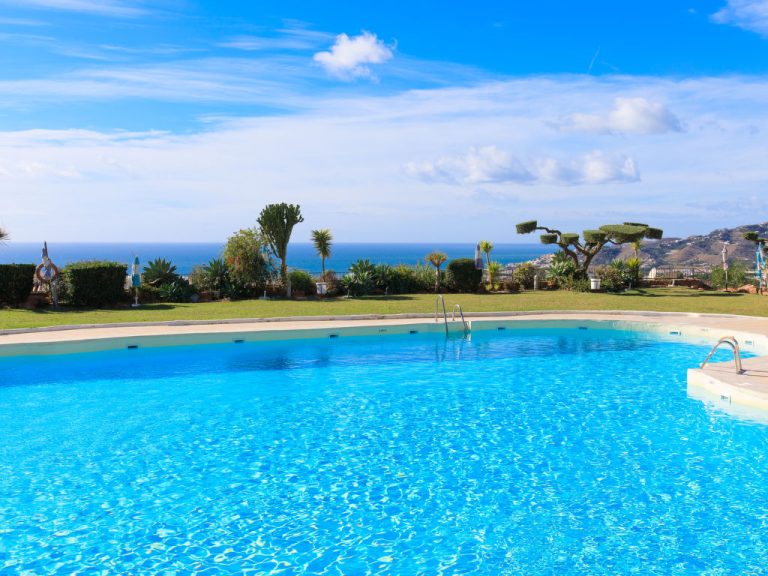 Capuchinos San Juan de Capistrano | Boeken bij Flickmyhouse