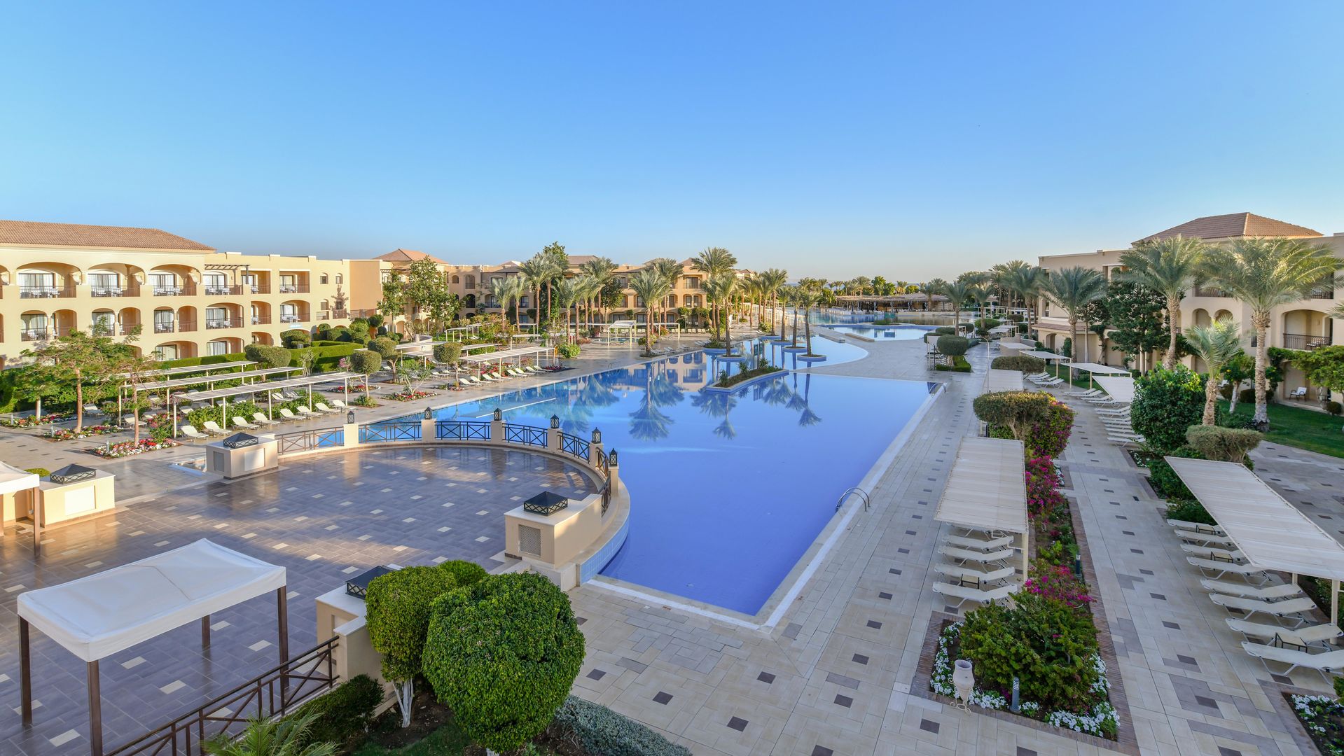 LiggingJaz Aquamarine ligt direct aan een privéstrand aan de Rode Zee