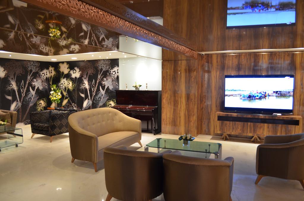 LiggingOum Palace Hotel & Spa ligt in het hart van Casablanca