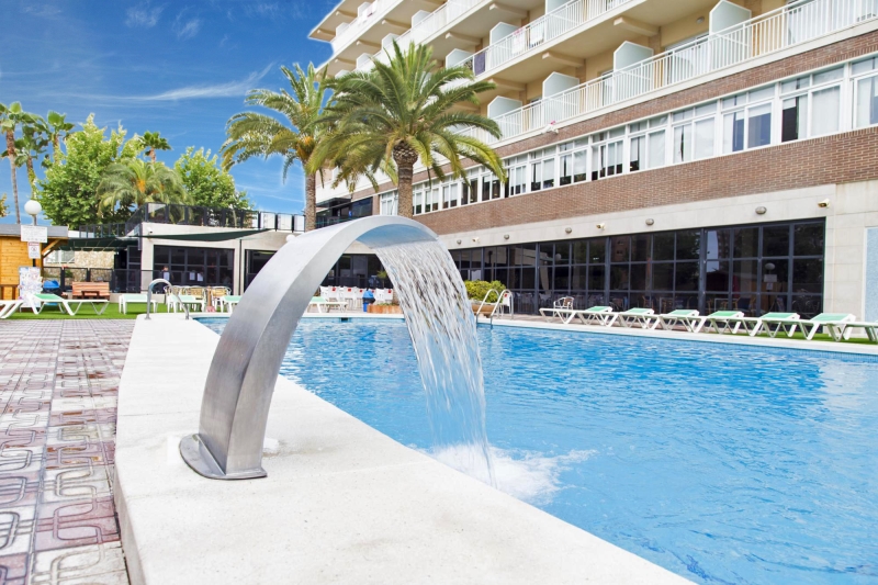 LiggingHotel Joya is centraal gelegen in Benidorm