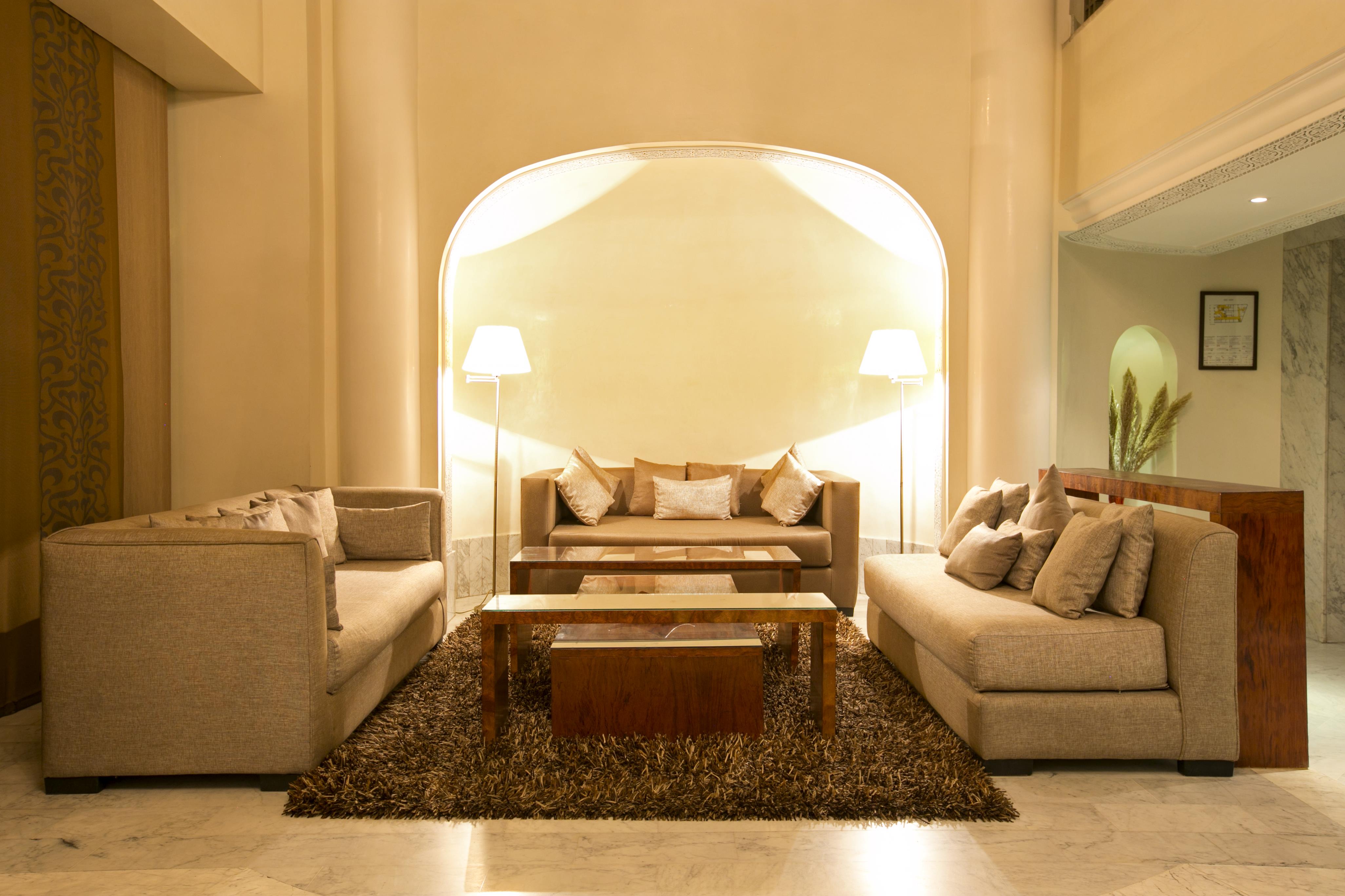 LiggingNassim Hôtel ligt in de moderne wijk Gueliz