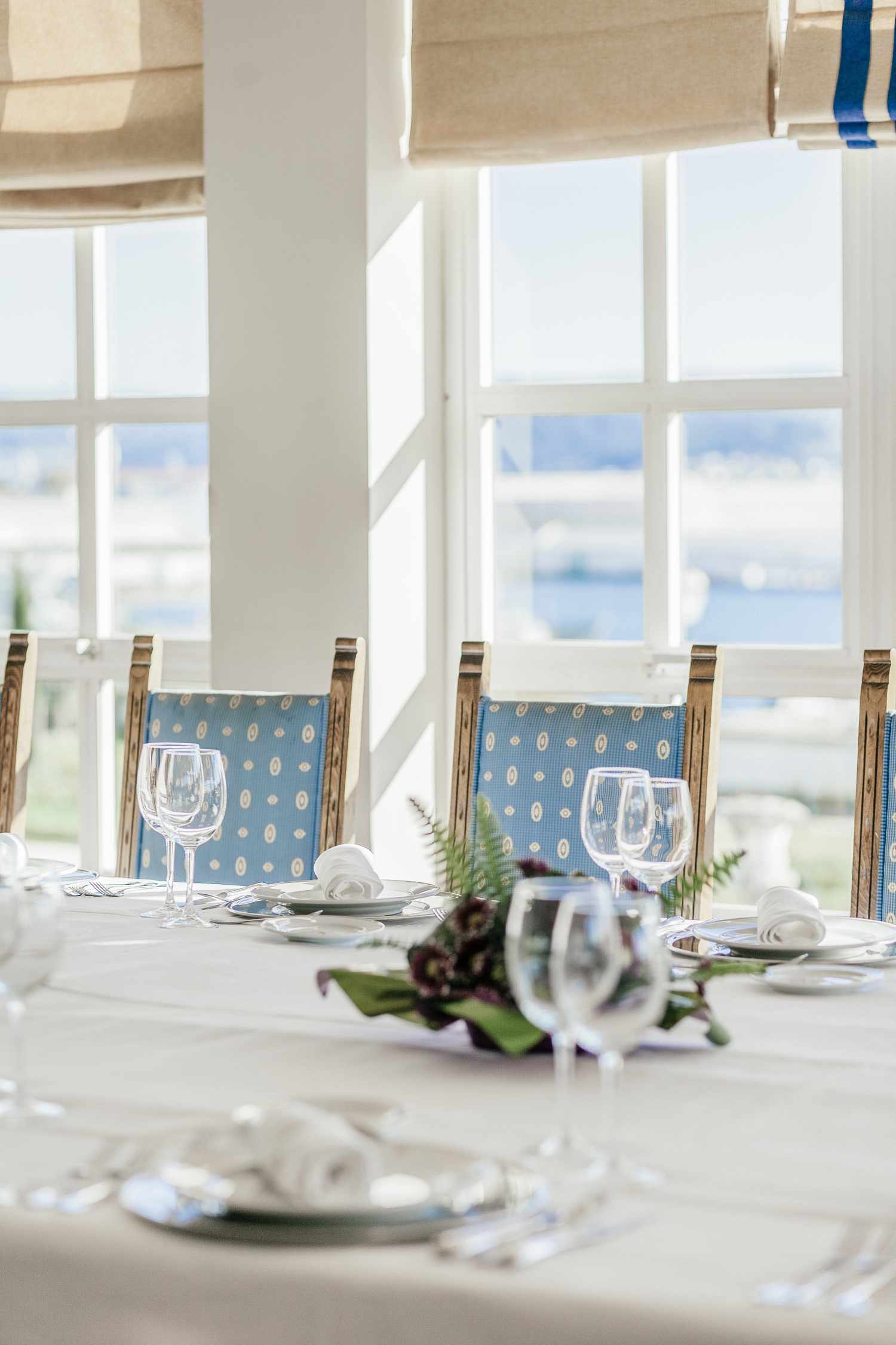 LiggingDit stadshotel ligt op circa 4 km van het strand