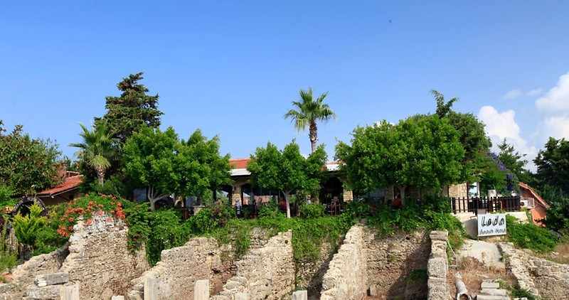 LiggingLeda Beach Hotel ligt in de badplaats Side