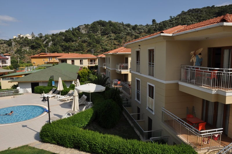 LiggingThe One Club Hotel ligt heerlijk rustig in de groene omgeving van Sarigerme en is perfect voor wie zon