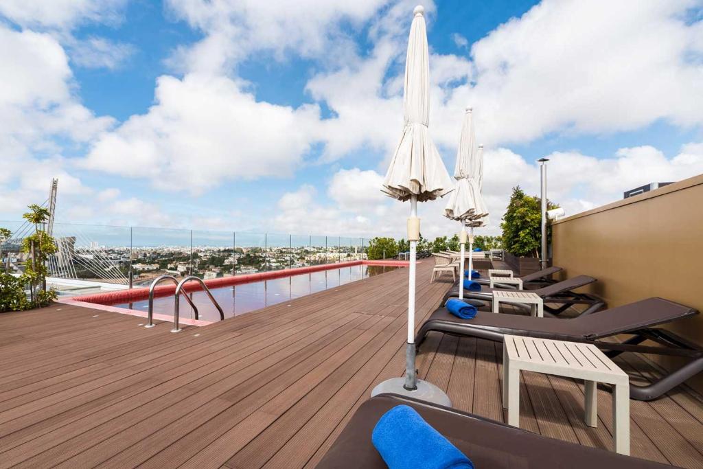 LiggingDomo Casablanca ligt in de zakelijke wijk Sidi Maarouf