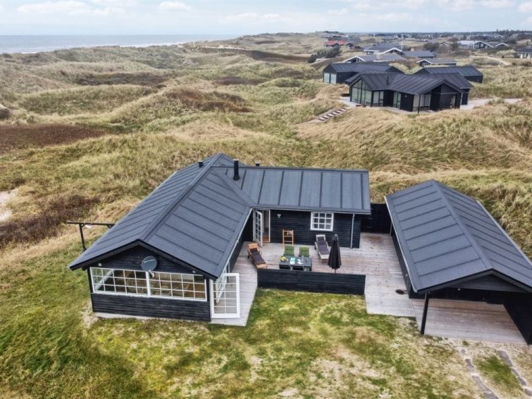 "Merina" - 150m from the sea | Boeken bij Flickmyhouse