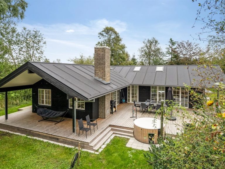 "Babara" - 350m from the sea | Boeken bij Flickmyhouse