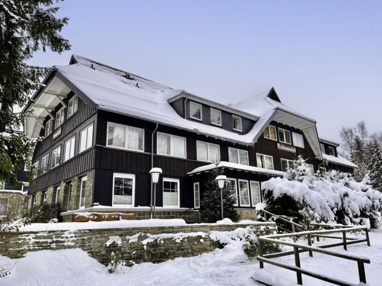 Amina | Boeken bij Flickmyhouse