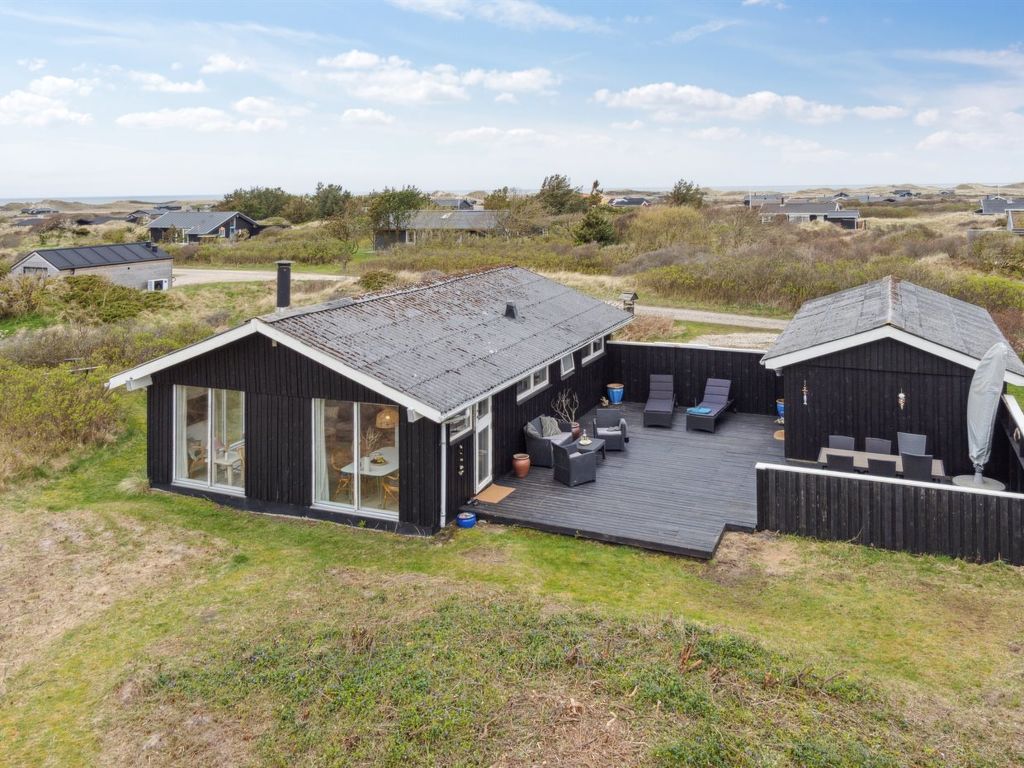 "Zina" - 600m from the sea | Boeken bij Flickmyhouse