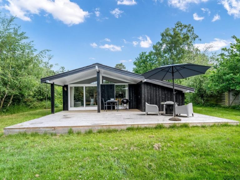 "Krum" - 250m from the sea | Boeken bij Flickmyhouse