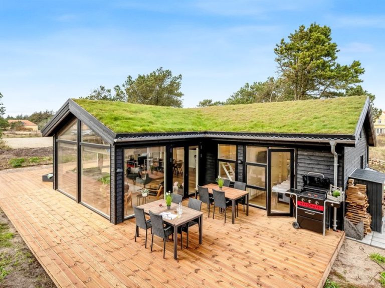 "Elisenda" - 625m from the sea | Boeken bij Flickmyhouse