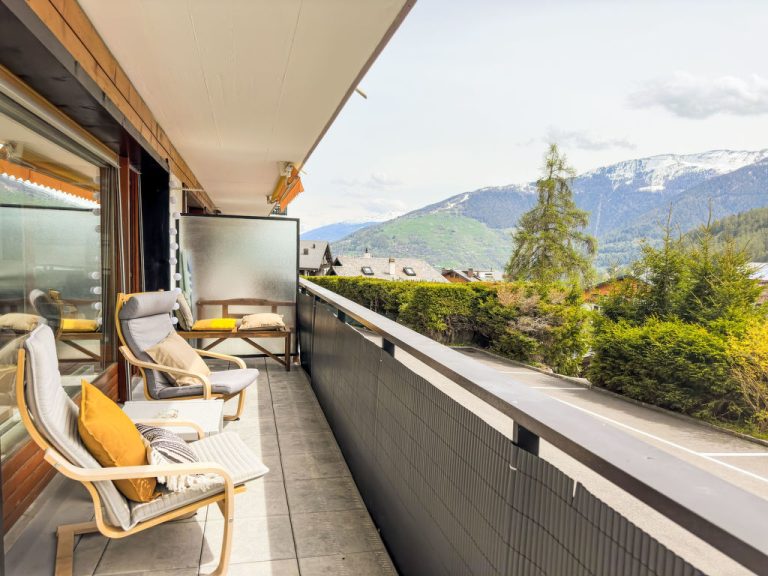Sunny mountain apartment Aiglon A0 | Boeken bij Flickmyhouse
