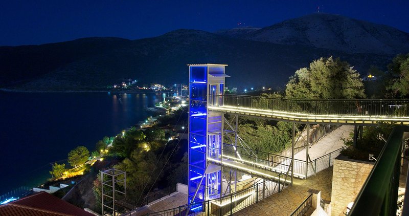 LiggingDit hotel bevindt zich in Agia Efimia