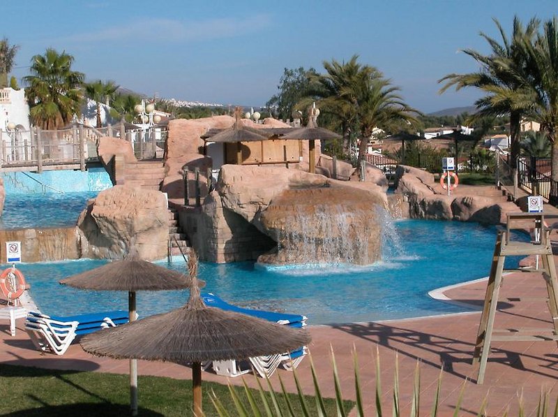 LiggingAR Imperial Park SPA Resort ligt rustig in de omgeving van het centrum van Calpe