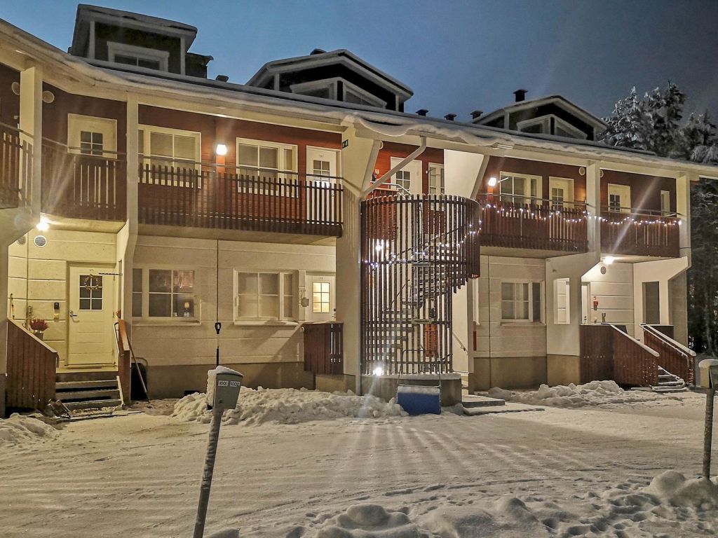 Levin Kuura | Boeken bij Flickmyhouse